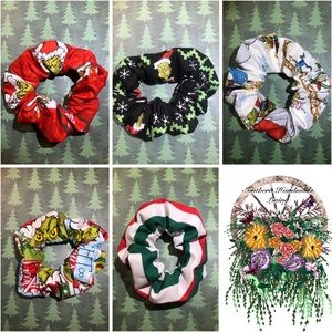 5 piece Christmas Scrungie set
